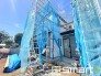 Ａ号棟 ～ベタ基礎でしっかりとした土台～
・コンクリートの中に鉄筋を配し強度を高めた「ベタ基礎」を採用。
・しっかりとした土台を造ったうえで、その上に建物が築造されていきます。
