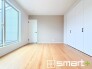 ～２面採光の明るいお部屋～
・洋室は２面採光とする事で穏やかな陽の入る明るい空間となっております。
・くつろぎのプライベート時間を明るい空間で穏やかにお過ごしいただけます。
