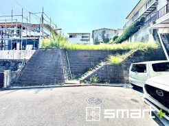 ~費用のかかる確定測量は売主負担で引き渡します~
測量は、お負担いただくことなくお引き渡しできますので、費用負担の軽減にダイレクトに繋がります。