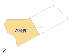 ~カースペースもしっかり確保~
・敷地内にカースペースをご用意しておりますので、お車をご利用の方にもお勧めのお住まい。
・カースペースのサイズなど、ご内覧の際に合わせてご確認くださいませ。