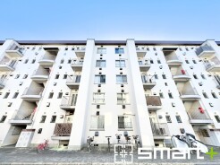 ~堂々とした大型のマンション~
・総戸数の多い大型のマンションですので、外観の迫力もあり誇りに思えるようなお住まいとなっております。
・ぜひ現地でご体感くださいませ。