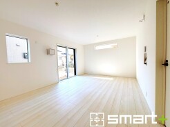 ~家具の配置がしやすい間取~
・LDKはリビングとダイニングの境目が分かりやすくなっており、家具の配置がしやすい造り。
・どんなインテリアにするか考えるだけでも楽しくなりますね。