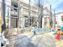 ~ご家族を守る「耐震等級3」~
・住宅性能評価において「耐震等級3」を取得。地震に強い家であることが証明されております。
・倒壊の恐れが低くなりますので、地震保険が半額になるメリットも。
(1号棟)