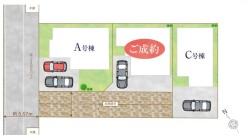 ~カースペースもしっかり確保~
・各棟敷地内にカースペースをご用意しておりますので、お車をご利用の方にもお勧めです。
・カースペースのサイズなど、ご内覧の際に合わせてご確認くださいませ。