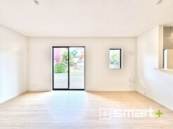 ~家具の配置がしやすい間取~
・LDKはリビングとダイニングの境目が分かりやすくなっており、家具の配置がしやすい造り。
・どんなインテリアにするか考えるだけでも楽しくなりますね。