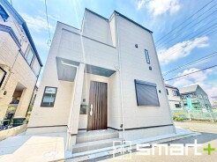 ~優しい印象の外観~
・環境にも馴染みやすく汚れもあまり目立たない淡い色味の外観は、落ち着いた雰囲気を醸し出してくれますね。
・ナチュラルな色調が優しい印象を与えてくれます。